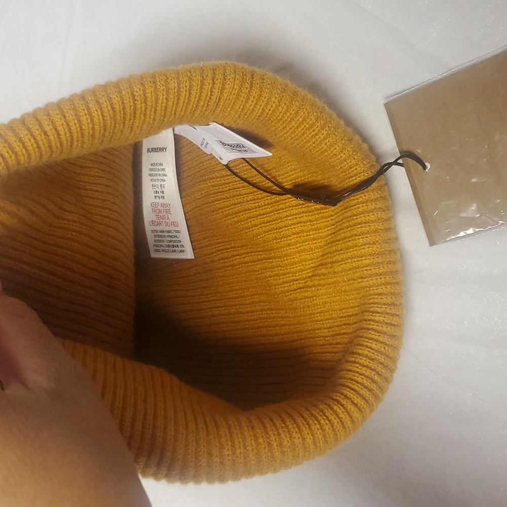 Burberry Ralph Ribbed Beanie - Picture 7 of 9